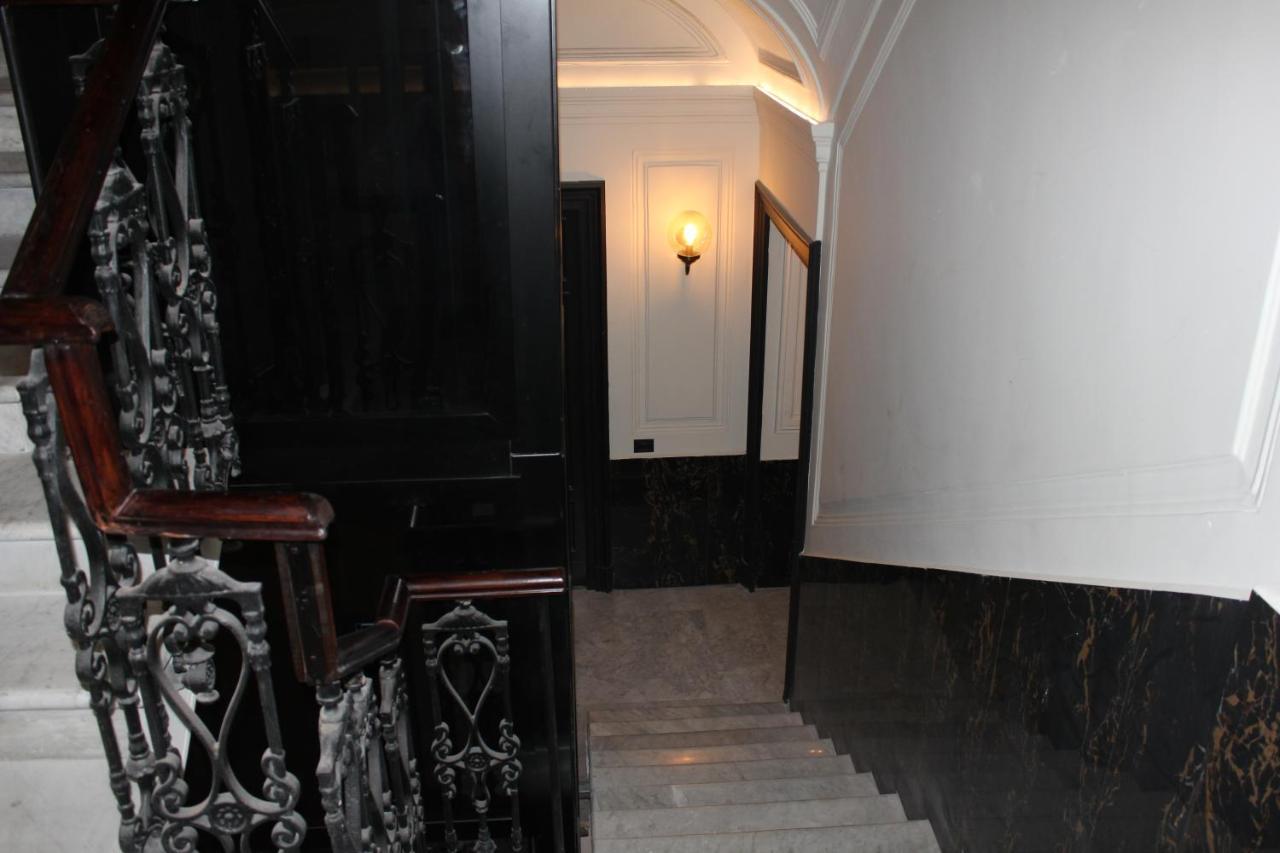 Fafgrandsuitenapoli 外观 照片